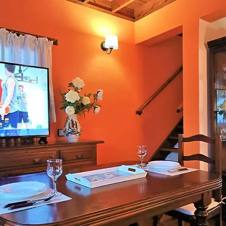 Home2Book La Molina A, Cozy Terrace Retreat Triquivijate