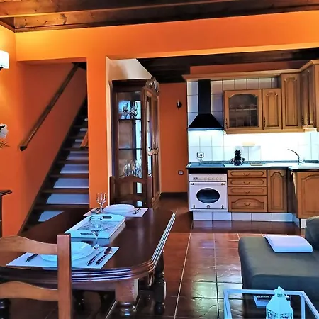 Home2Book La Molina A, Cozy Terrace Retreat