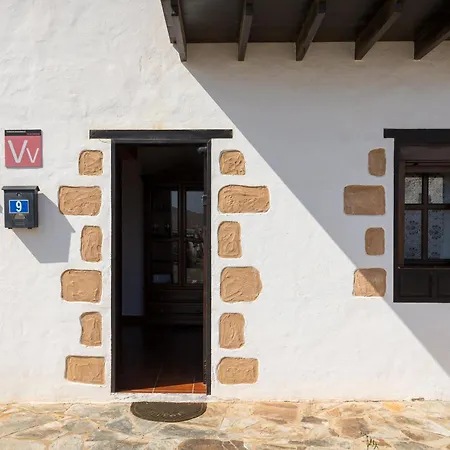 Casa vacanze Home2book La Molina A, Cozy Terrace Retreat *