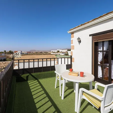 Home2book La Molina A, Cozy Terrace Retreat